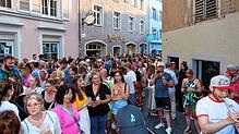 (Archivbild) Voll wird es in der Konstanzer Altstadt beim Gassenfreitag, hier im Juli, ohnehin. Im August sind gleichzeitig das Weinfest ...
