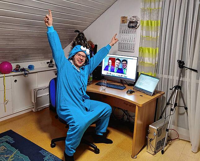 Techniker Dominik Leute ist der Meister der Technik.