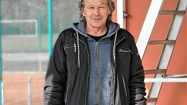 Der Vorstand des Tennisclubs Gaienhofen bereitet die nächste Saison vor, im Bild der Vorsitzende Reinhold Saub. Zudem steht eine ...