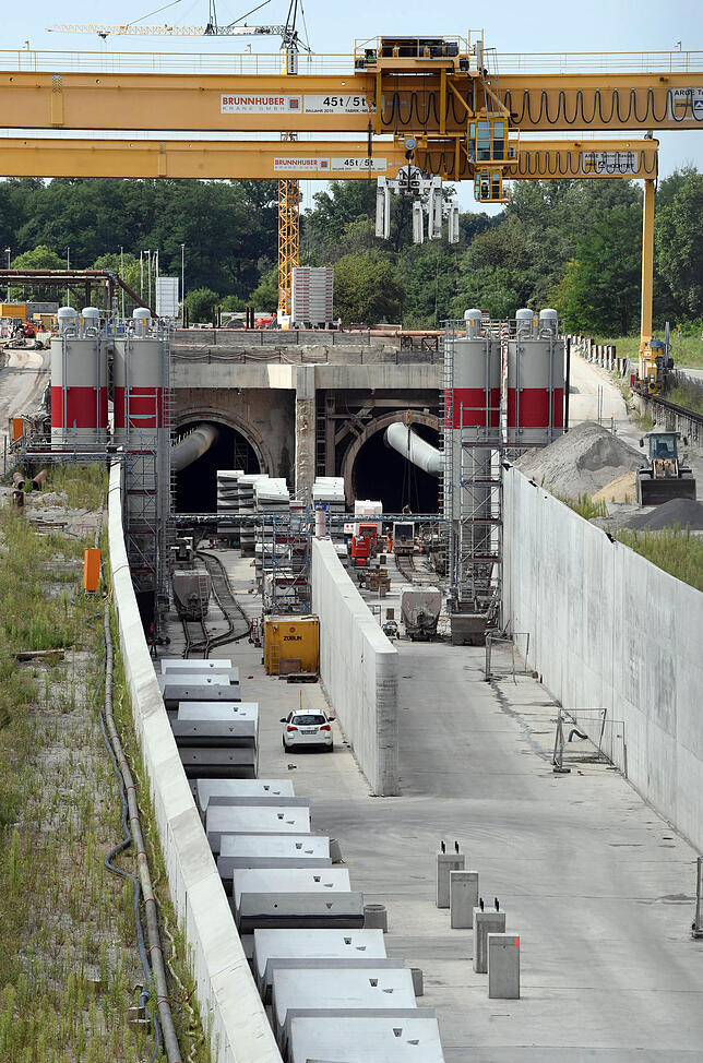 Bahntunnel bei Rastatt soll mit Beton gefüllt werden Dieses Bauvorhaben löste das Schienen-Desaster aus: das Nordportal des geplanten Bahntunnels Rastatt.