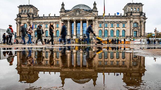 Das Reichstagsgebäude in Berlin ist ein geschichtsträchtiger Ort.