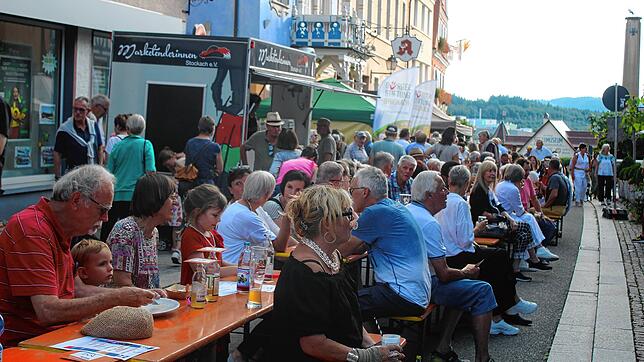 Bild : Bilder von der Premiere von „Stockach is(s)t bunt“ (1)
