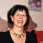 Andrea Kohlpaintner-Scherble (65) Yoga-Lehrerin aus Lausheim.
