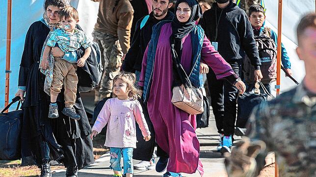 Flüchtlinge nehmen lange Wege auf sich, um nach Deutschland zu kommen. Bis zu 120 von ihnen werden zumindest bis Ende August in der ...