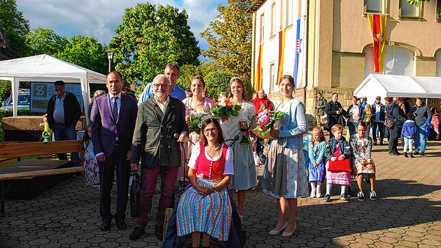Bild : So war der erste Tag des neuen Erzinger Winzerfests