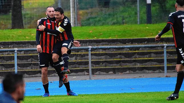 Bild : FSV Rheinfelden II gewinnt das Spitzenspiel gegen die SF Schliengen mit 4:1 &ndash; und wir haben die Bilder!