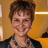 Zara Tiefert-Reckermann, Vorsitzende Aktionsgemeinschaft Tiengen, kann derzeit „noch ganz gut“ mit ihrer Krisenfrisur leben. ...