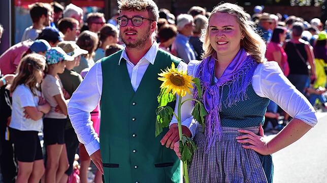 Bild : Kreiserntedankfest 2023: Die schönsten Bilder vom Umzug - Teil 1