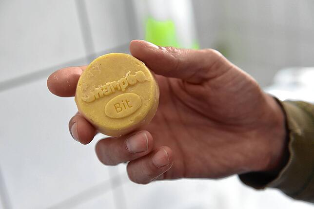 Auch ein festes Shampoo kann aus Kastanien gemacht werden.