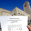 Stimmzettel zur Volksabstimmung über das umstrittene Bahnprojekt Stuttgart 21