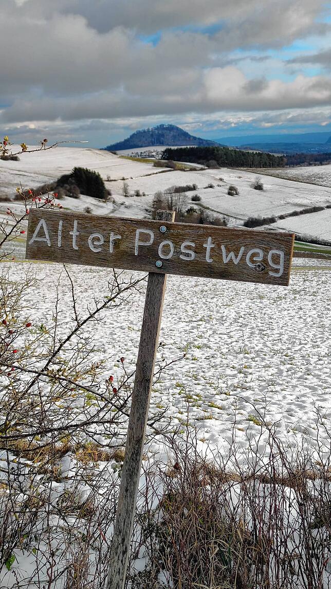 Aufgenommen am Sonntag, 26. November 2023 auf dem „Alten Postweg“ oberhalb von Watterdingen.
