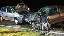 Einsatz für den Verkehrsunfallaufnahmedienst: Ein Überholmanöver bei Bad Waldsee hatte am 31. Juli zu einem tödlichen Unfall geführt, ...