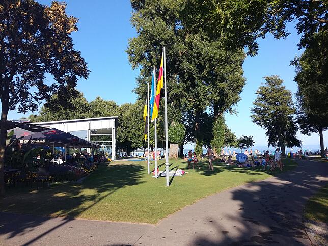 Mit dem alten Strandbad hat das heutige Aquastaad mit Hallenbad, Kiosk und Kinderplantschbecken wenig gemein. Bild: Sabine Wienrich