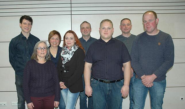 Die Kandidaten für die Ortschaftsräte (von links): Johannes Oeschger, Gerda Sönmez, Angelika Eckert und Janine Räder (alle Oberhof), ...