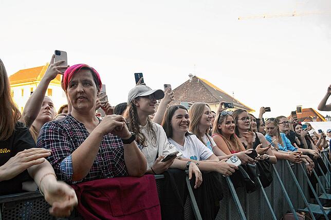 Bild 8: Bilder vom Nico-Santos-Konzert in Markdorf (2)
