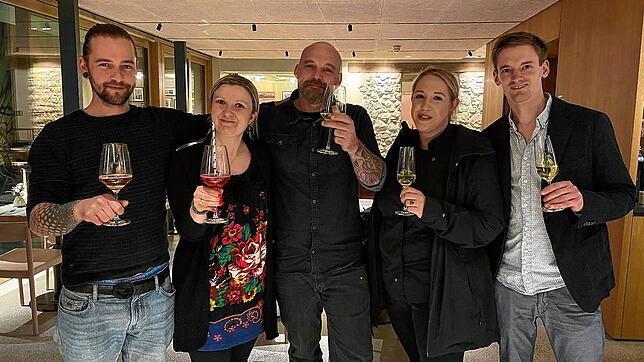 Die Köche der Bodenseeregion, die in einigen Wochen bei der Fernsehsendung „Mein Lokal, dein Lokal“ zu sehen sein werden: ...