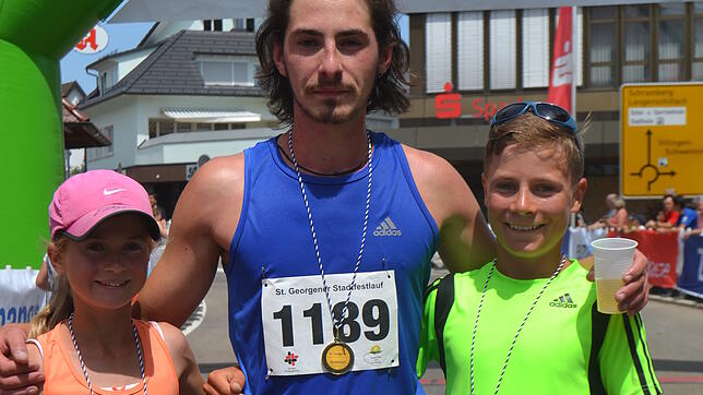 Die Besten über 5 Kilometer (von links): Lukas Ehrle, Hannes Schnitzer und Julia Ehrle.