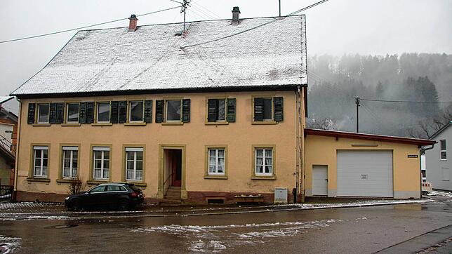 Den Ortschaftsräten war es wichtig, dass das Erdgeschoss des alten Rathauses Grimmelshofen sowie der umliegende Platz in städtischer ...