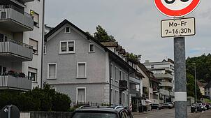 Anwohner der Gurtweiler Straße in Waldshut sehen zu Tempo 30 keine Alternative mehr. Es gilt dort zwar schon, aber nur zeitweise und nur ...