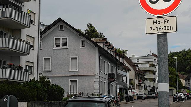 Anwohner der Gurtweiler Straße in Waldshut sehen zu Tempo 30 keine Alternative mehr. Es gilt dort zwar schon, aber nur zeitweise und nur ...