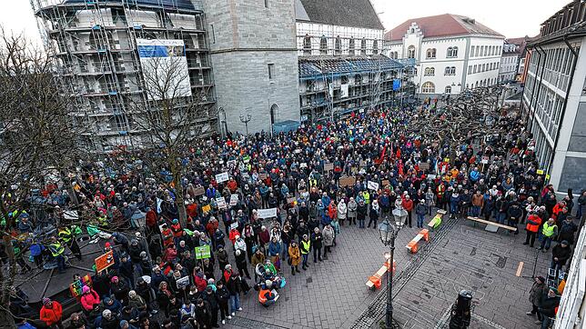Bild : „Deutschland ist bunt“: Bilder von der Demonstration gegen rechts in Radolfzell