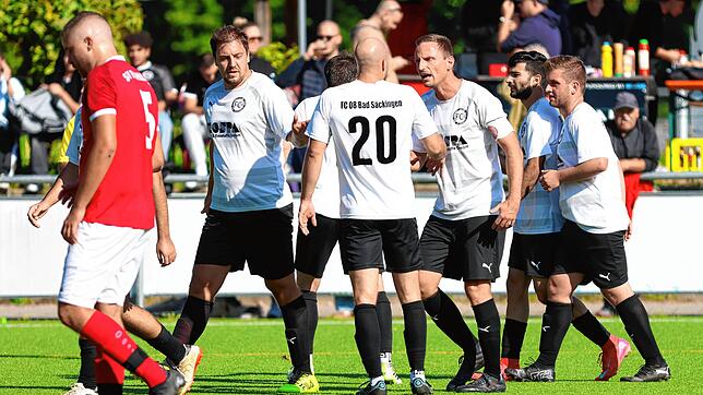 Bild : FC 08 Bad Säckingen gewinnt mit 2:0 gegen den SV Eschbach – und wir haben Fotos!