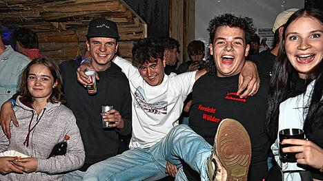 Bild : Die besten Bilder von der Malle-Party in Weiler