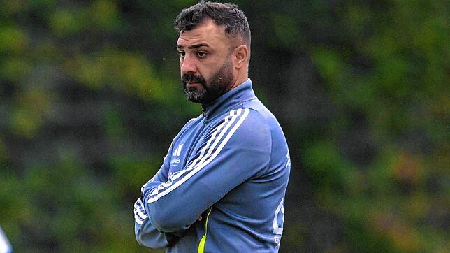 Restlos bedient: Trainer Bayram Cerimi nach der 0:11-Klatsche seines SV Blau-Weiß Murg beim Aufsteiger SV Weil II.