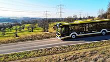 Inzwischen ein bekanntes Bild: der „Schopfrheiner“ am Altreb-Pass zwischen Wiechs und Nordschwaben. Foto: SBG Südbadenbus