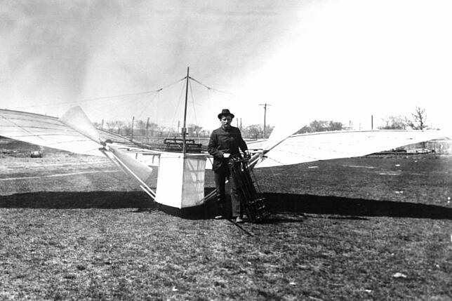 Der fränkische Flugpionier Gustav Weisskopf 1901 in seiner Wahlheimat USA. Niemand wettete damals auf das Flugzeug als Verkehrsmittel ...