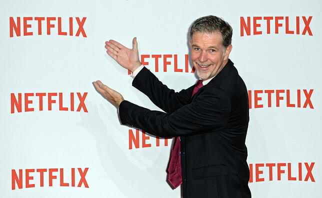Netflix CEO Reed Hastings kommt bei der Netflix-Party in Berlin an.