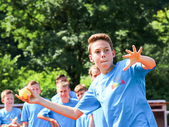 Bild 10: Bilder vom Kreisfinale des Schulwettbewerbs &bdquo;Jugend trainiert für Olympia&ldquo; am Donnerstag im Langensteinstadion Tiengen