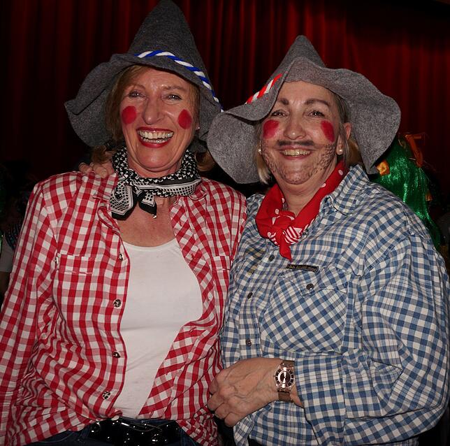 Bild 2: Bilder der Frauenfasnacht der katholischen Frauengemeinschaft Tiengen