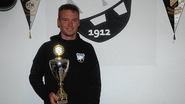 Amateur des Jahres 2024/25: Michael Bauder, Jugendtrainer und Vize-Jugendleiter beim FC Wehr, bekam am Freitagabend im ...