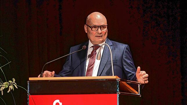 Michael Rieger verkündet beim Neujahrsempfang seine Pläne für die Zukunft.
