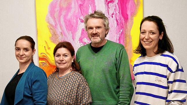 Das Bild zeigt drei erstplatzierte Kandidatinnen und einen Kandidaten der FDP-Liste (von links): Carina Müller, Kirsten Brößke, Ingomar ...