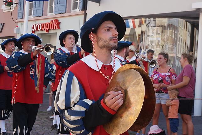 Bild 6: Der Festumzug der 551. Waldshuter Chilbi in Bildern