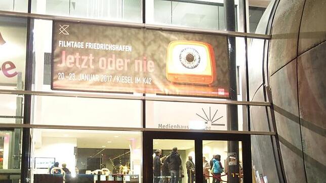 Im Friedrichshafener "Kiesel" am Medienhaus sind Kurzfilme im Wettbewerb um Jury- und Publikumspreis gezeigt worden.
