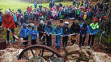 Die Kinder waren die Hauptakteure bei der Eröffnung des Dachsweges am Mittwoch in Dachsberg.
