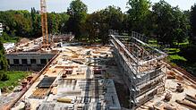 Auf dem Büdingen-Areal an der Seestraße wächst das Gesundheitshotel. In Beton errichtet sind die Gebäudeteile mit den Treppenhäusern und ...