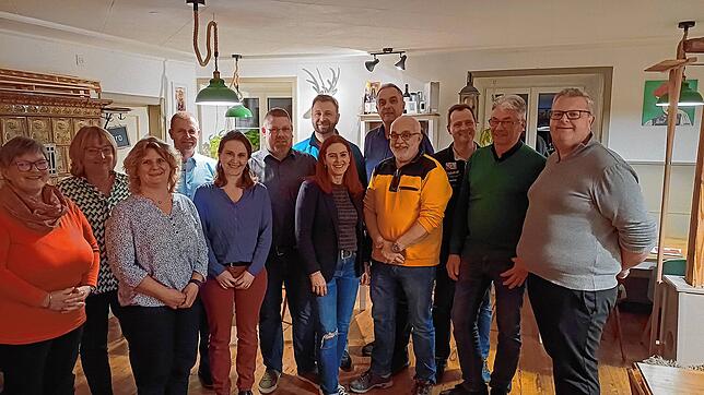 Die Kandidaten der Freien Wähler für den Gemeinderat Laufenburg (von links): Manuela Pfister, Gabriele Schäuble, Eveline Zimmermann, ...