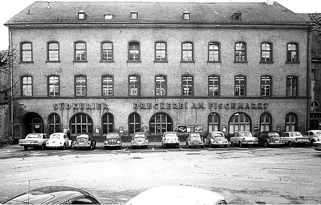 81 Jahre lang wurden am Konstanzer Fischmarkt Zeitungen gedruckt, davon fast 45 Jahre lang, bis 1990, der SÜDKURIER. Das Foto zeigt das ...