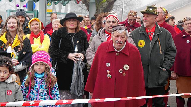Bild : So bunt feiern die Narren in Gottmadingen