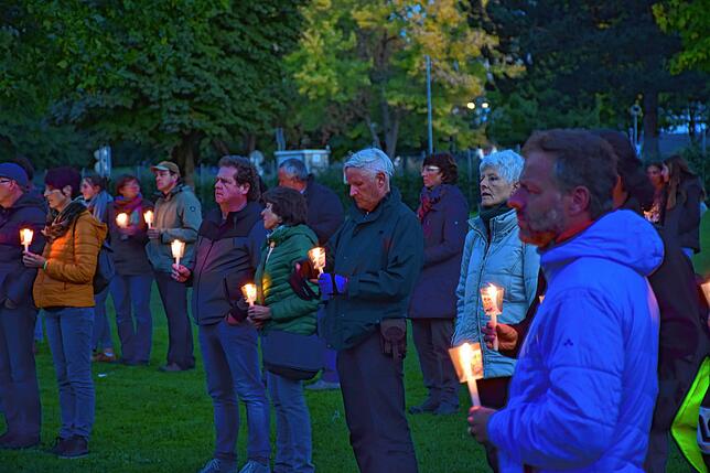 Mitsingaktion in Salem zum Tag der Deutschen Einheit.