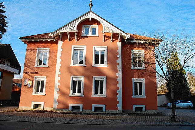 Das MVZ Klettgau befindet sich im Erdgeschoss des Rathauses in Grießen an der Schaffhauser Straße 7.