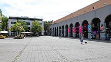 Schattenplätzchen sind auf dem Augustinerplatz eine Rarität. Eigentlich wollte das Amt für Stadtplanung und Umwelt in diesem Sommer ...