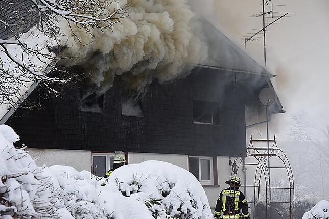 Bild 3: Bilder vom Großeinsatz der Feuerwehr