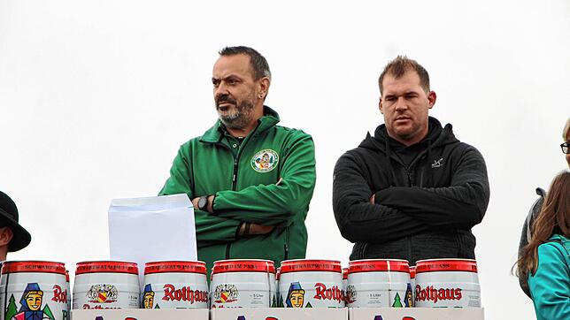 Bild : Viel Begeisterung beim 12. Strohskulpturen-Wettbewerb in Verbindung mit dem 25. Kürbismarkt