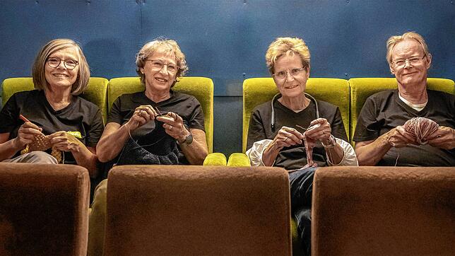 Sehen dem Start von „Maschen & Movies“ im Scala-Kino mit Freude entgegen: Elfriede Hanser, Astrid Theilacker, Andrea Menne und Lutz ...