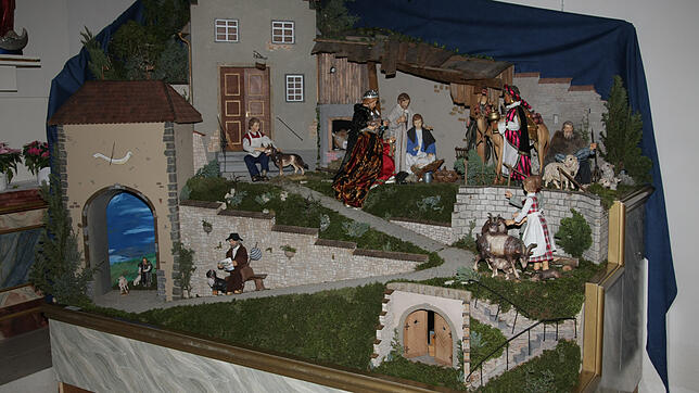 Man muss sich mehrmals Zeit für einen Besuch der Weihnachtskrippe in der Aacher Stadtkirche nehmen, um alle Details zu bewundern. ...